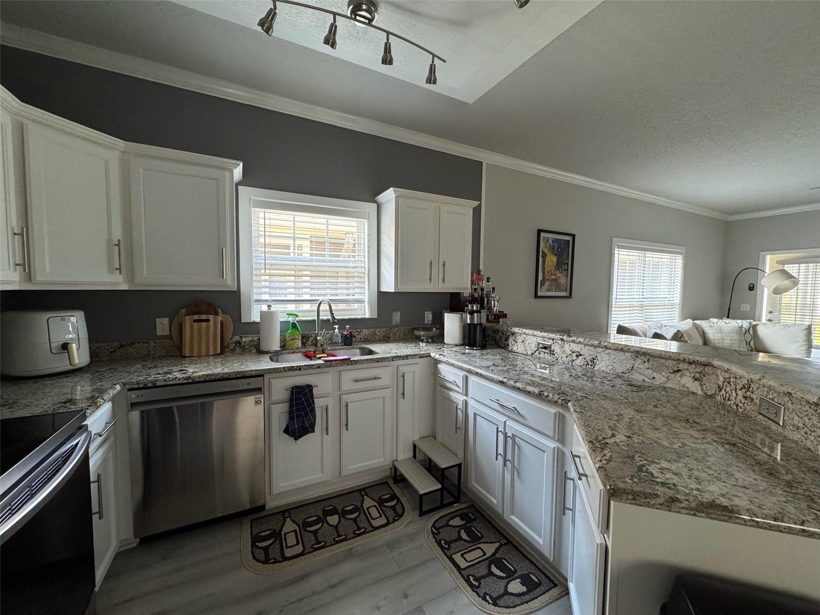 SOUTH POINTE PH 1 UNIT 5-B - Residential Lease