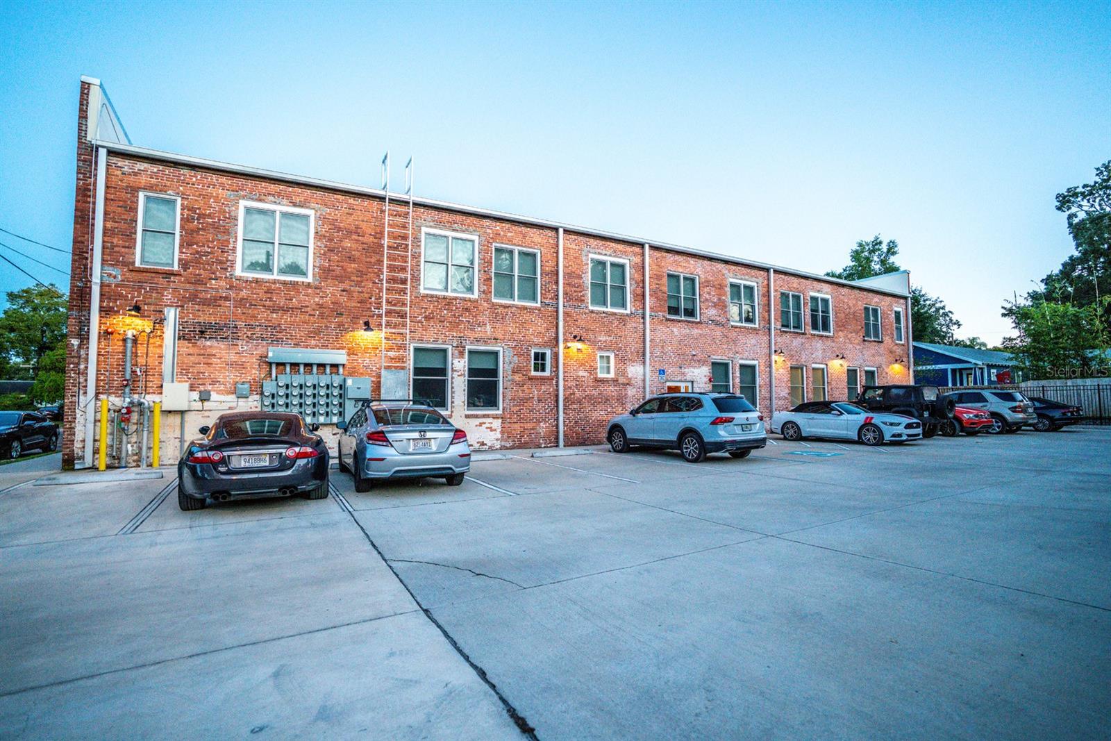 CENTRAL PARK BLKS 1 2 4 TO 12 - Residential Lease