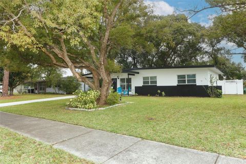 A home in WINTER PARK