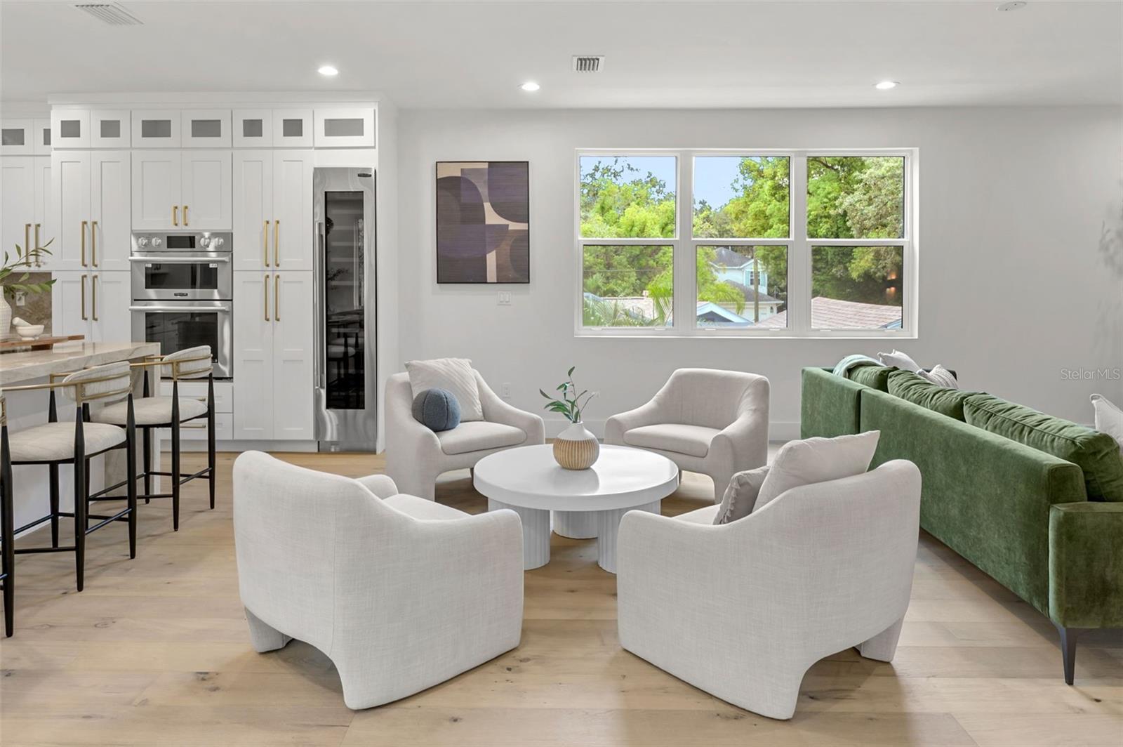 OAKELLARS - Residential