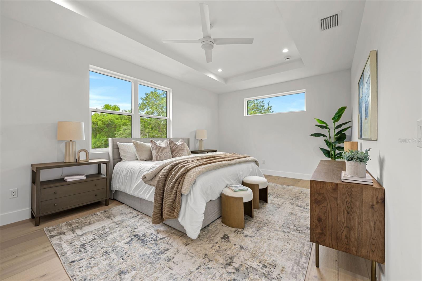 OAKELLARS - Residential