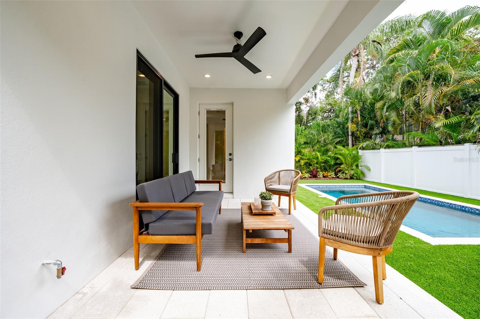 OAKELLARS - Residential