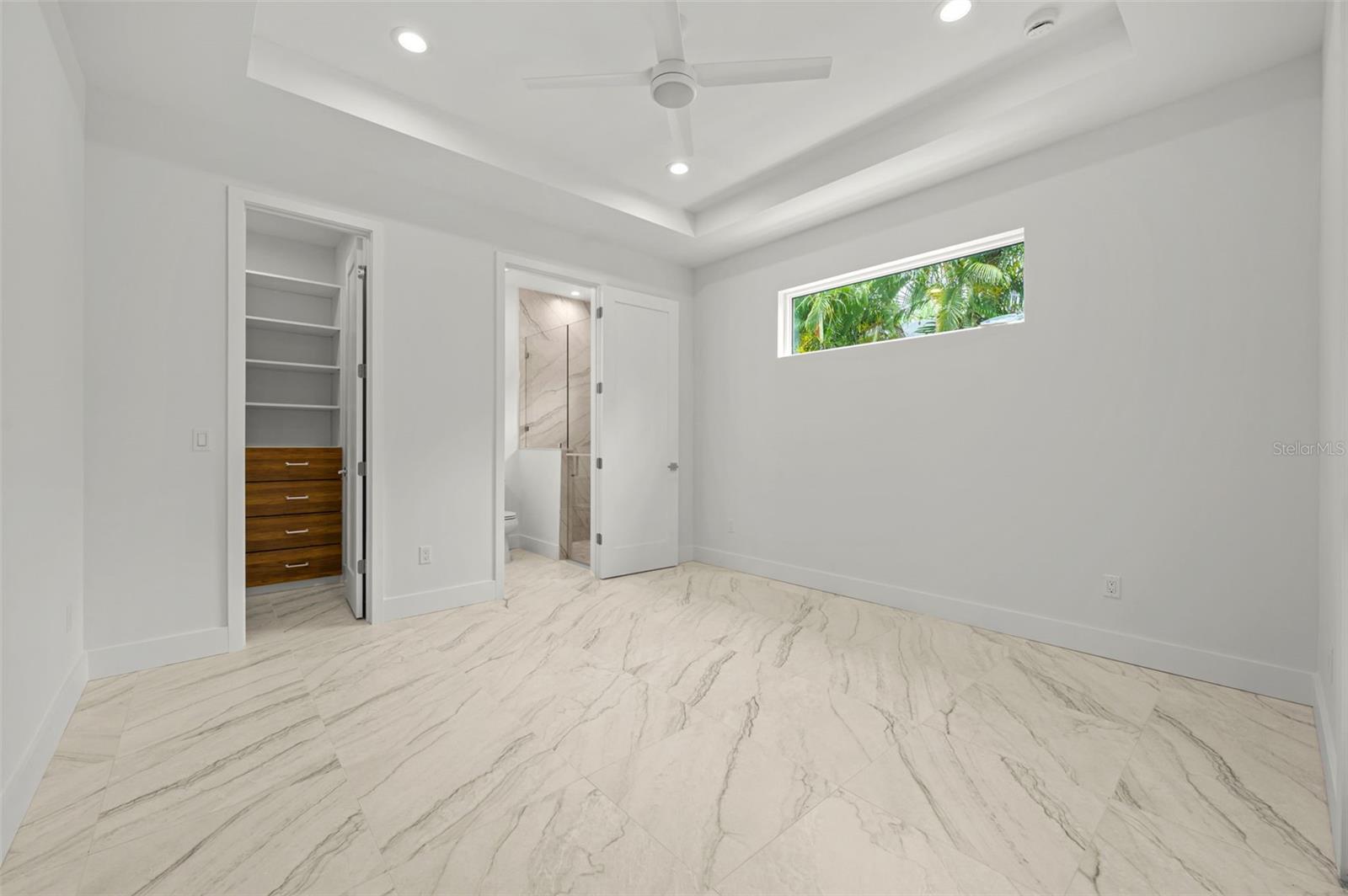 OAKELLARS - Residential