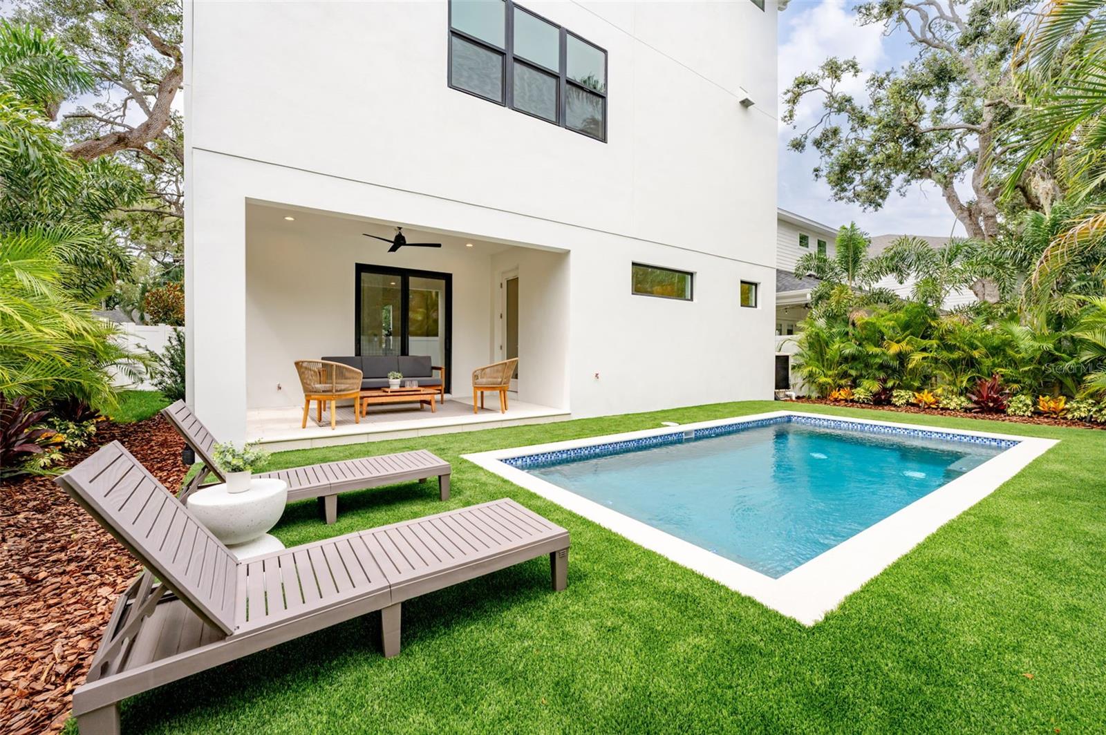 OAKELLARS - Residential