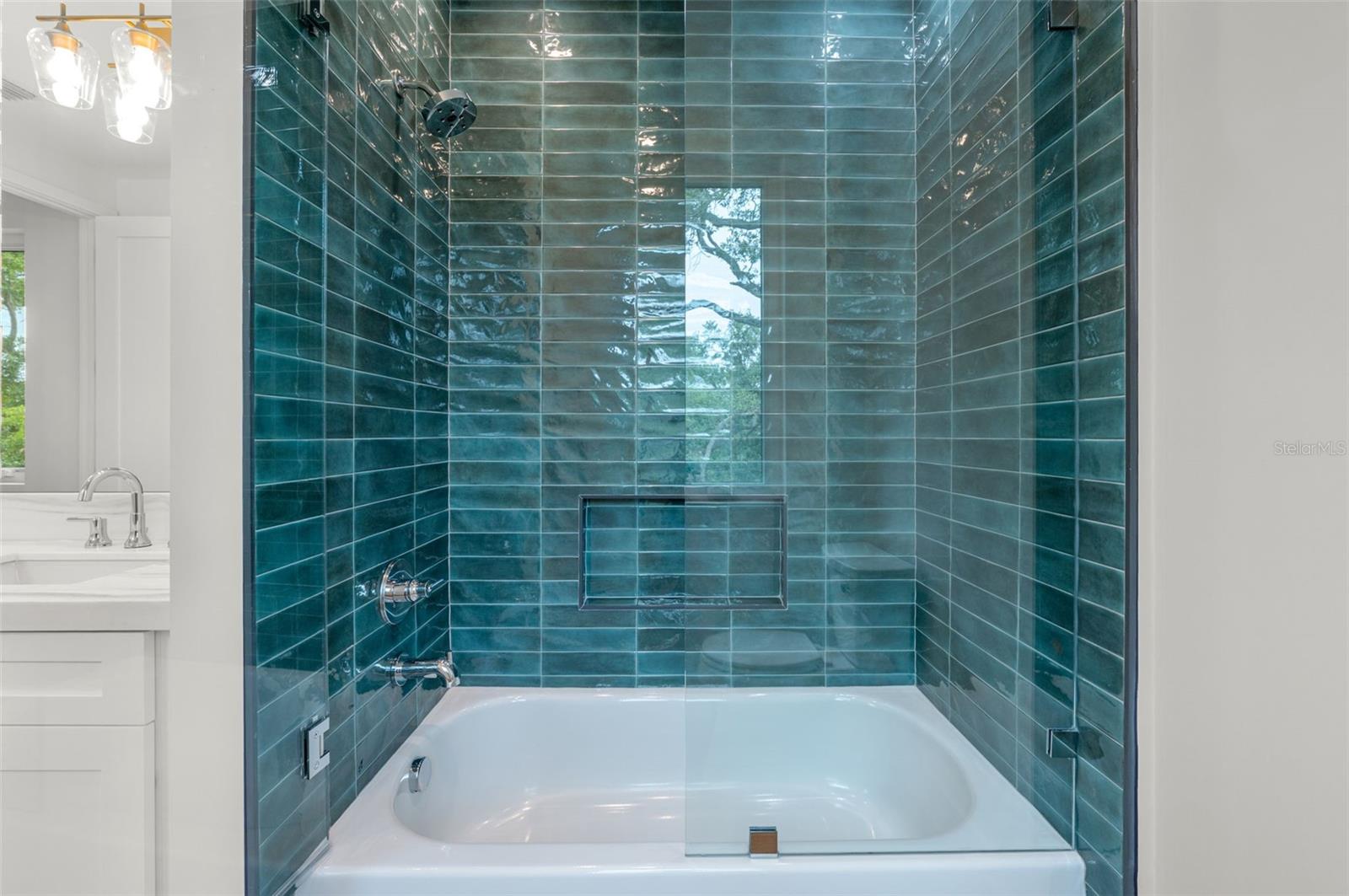 OAKELLARS - Residential