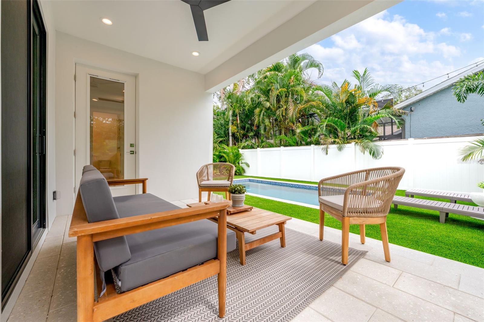 OAKELLARS - Residential