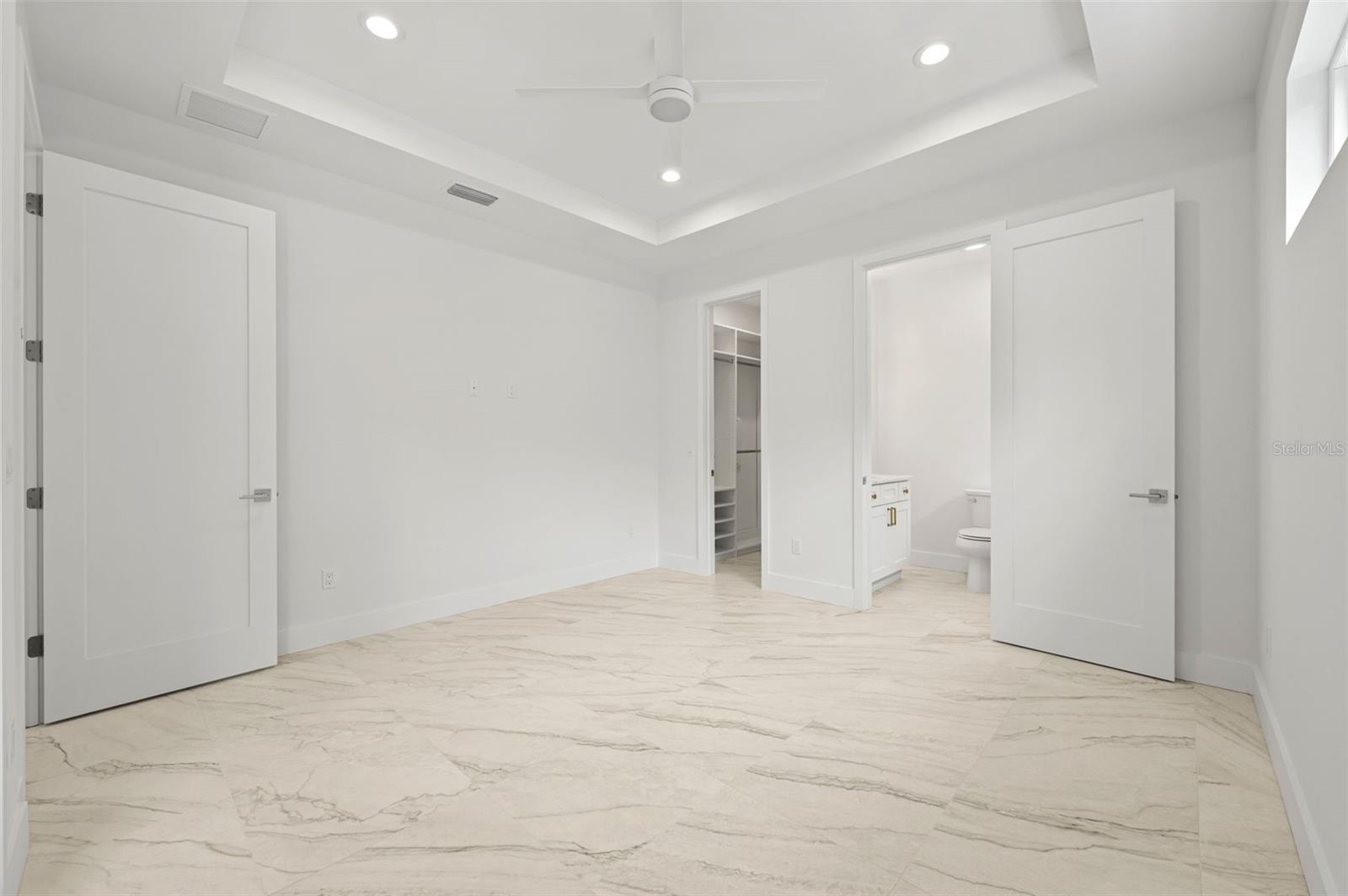 OAKELLARS - Residential