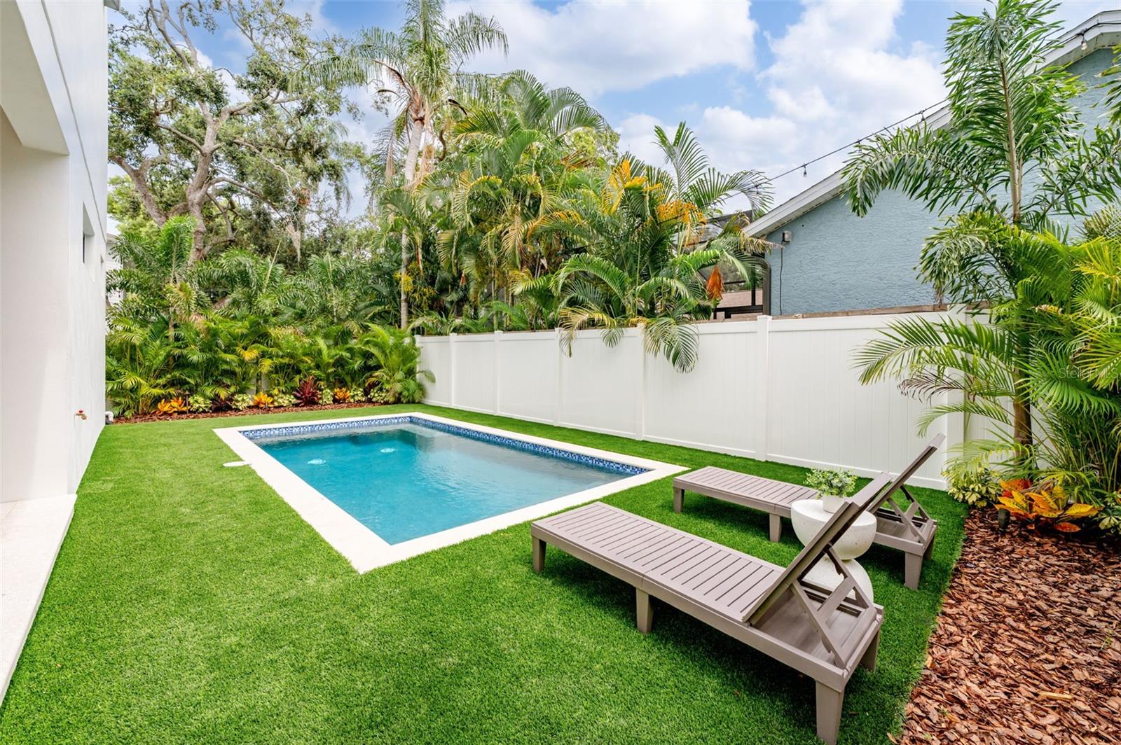 OAKELLARS - Residential