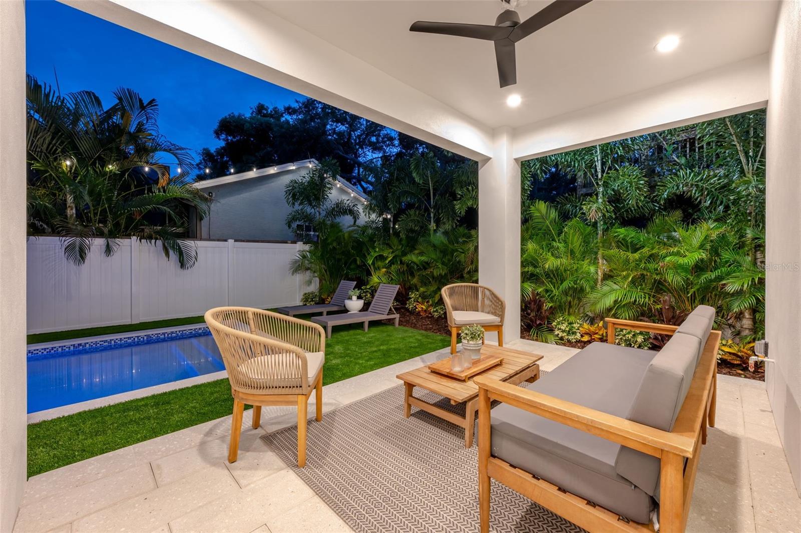 OAKELLARS - Residential