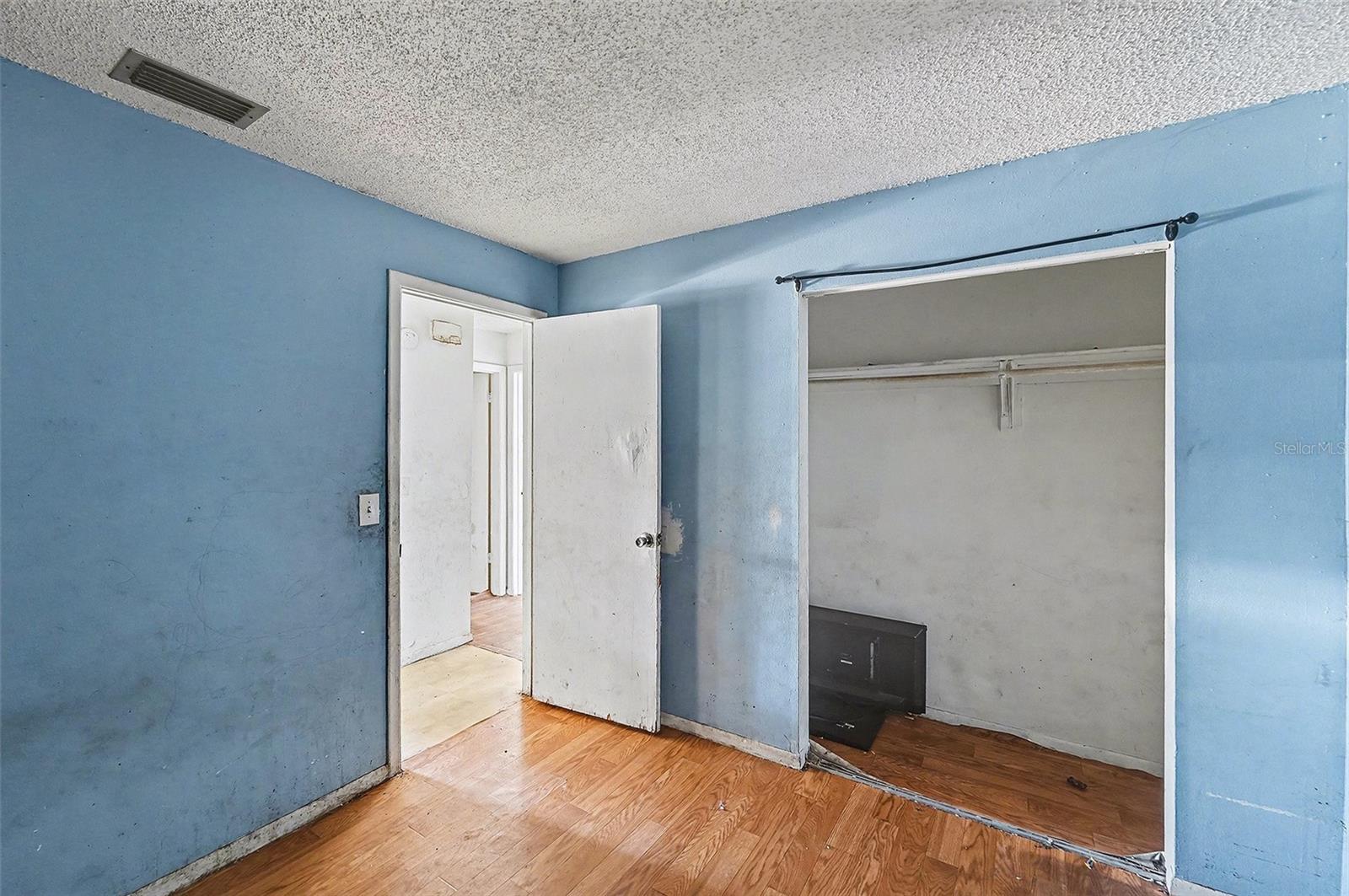 LAKE PALMS SEC 2 - Residential