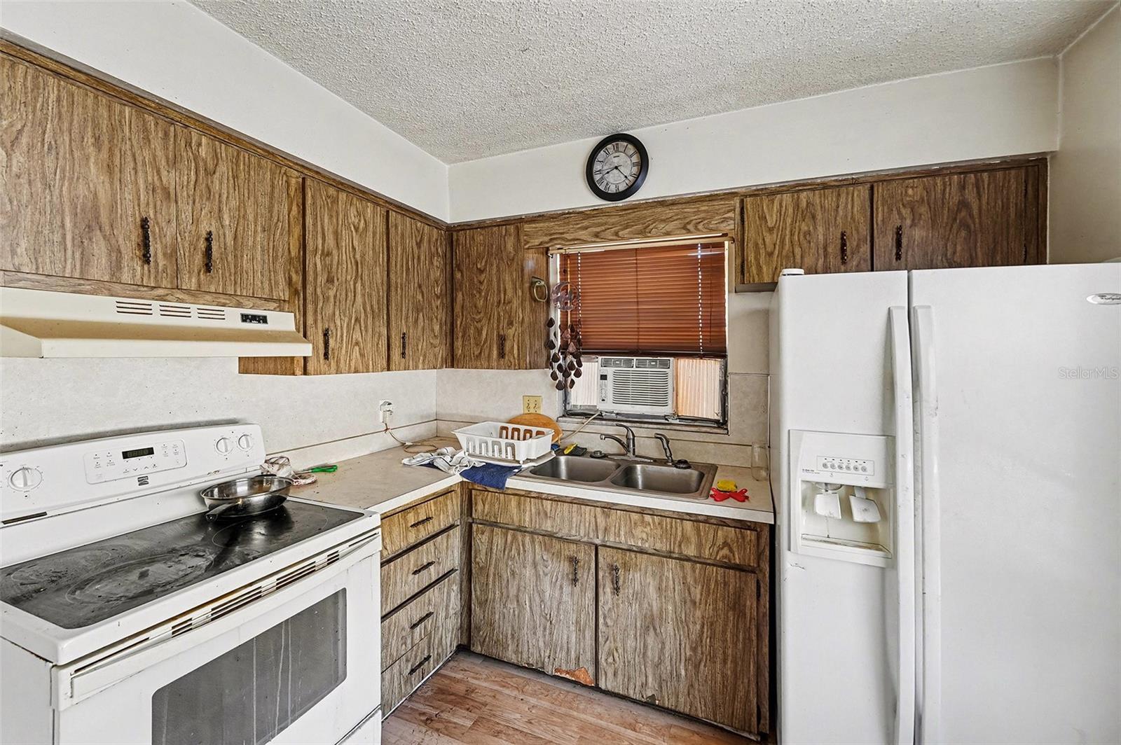 LAKE PALMS SEC 2 - Residential