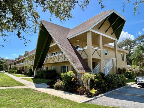 Photo of 2000 World Parkway Boulevard #12, Clearwater, FL 33763 (MLS # TB8549958)