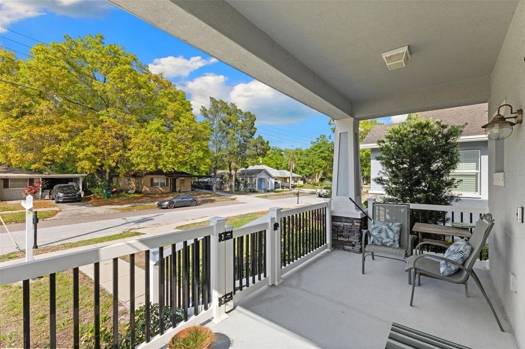 Photo of 1914 W Palmetto Street, Tampa, FL 33607 (MLS # TB8491403)