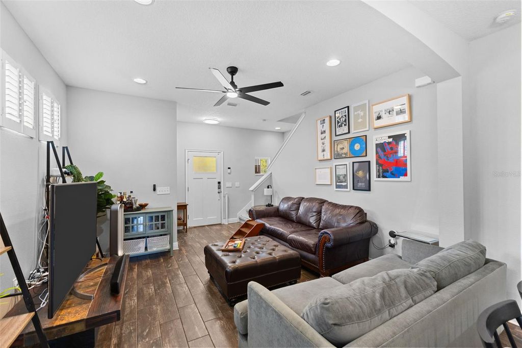 Photo of 1914 W Palmetto Street, Tampa, FL 33607 (MLS # TB8491403)