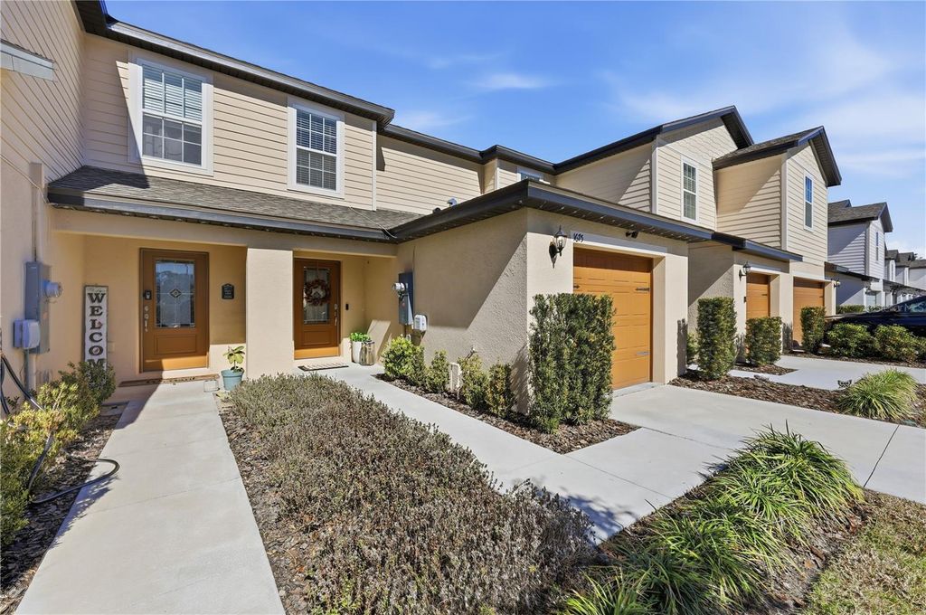 Photo of 1675 Wynford Circle, Tavares, FL 32778 (MLS # O6381436)