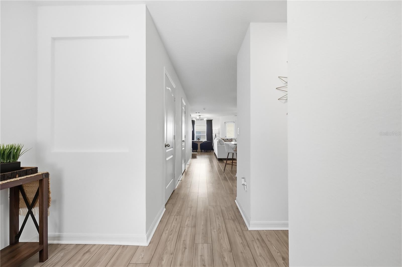 HAMLETS/TAVARES - Residential