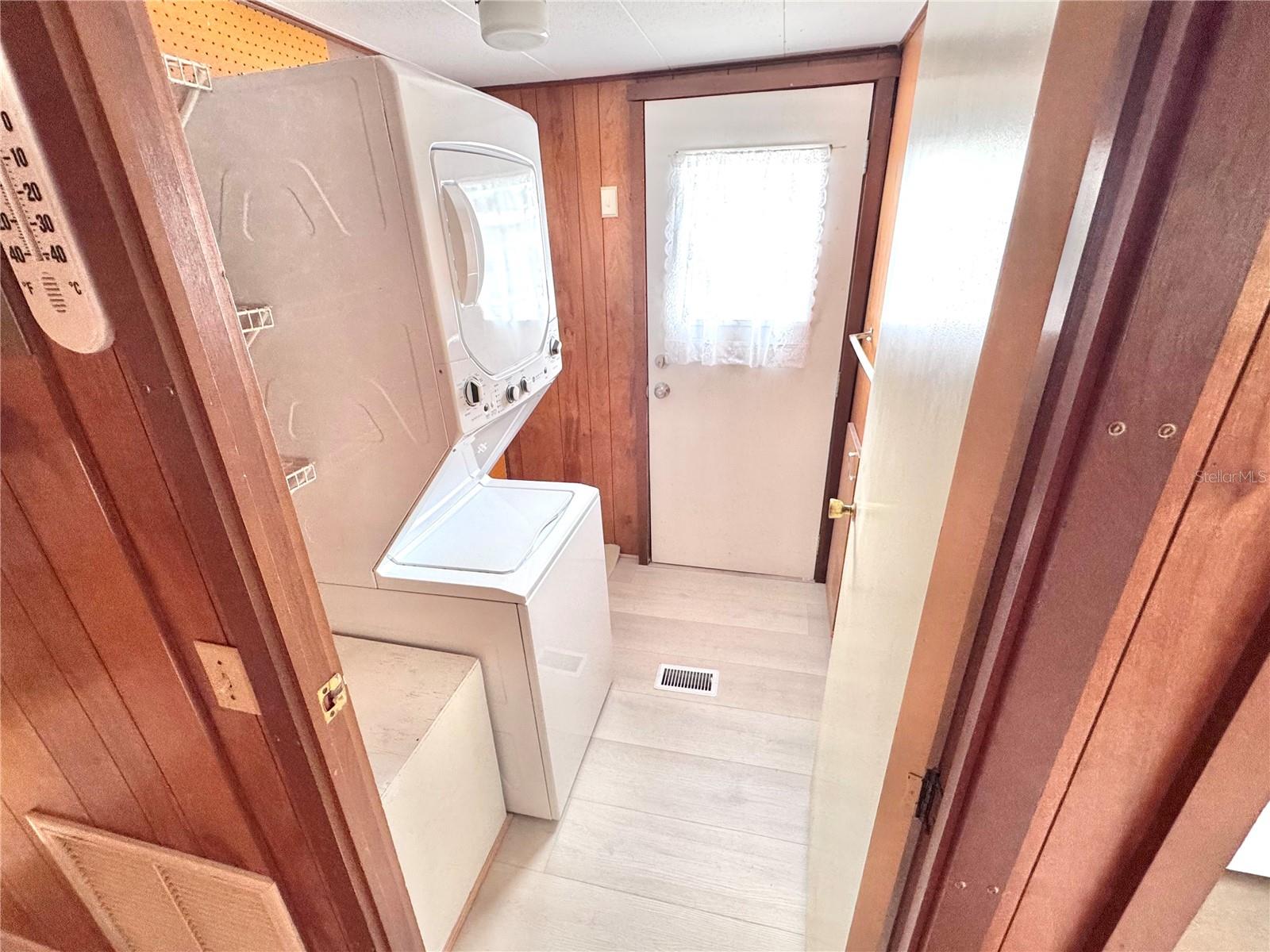 ALLANDALE - Residential