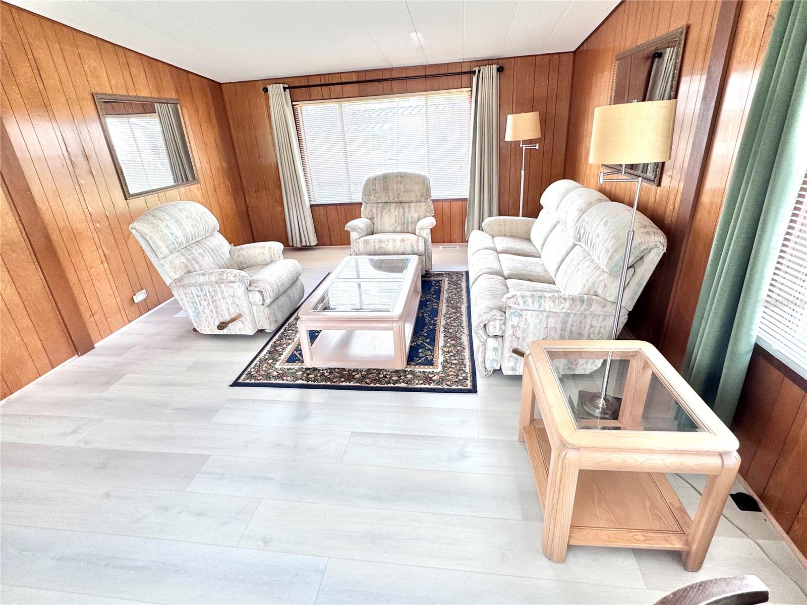 ALLANDALE - Residential