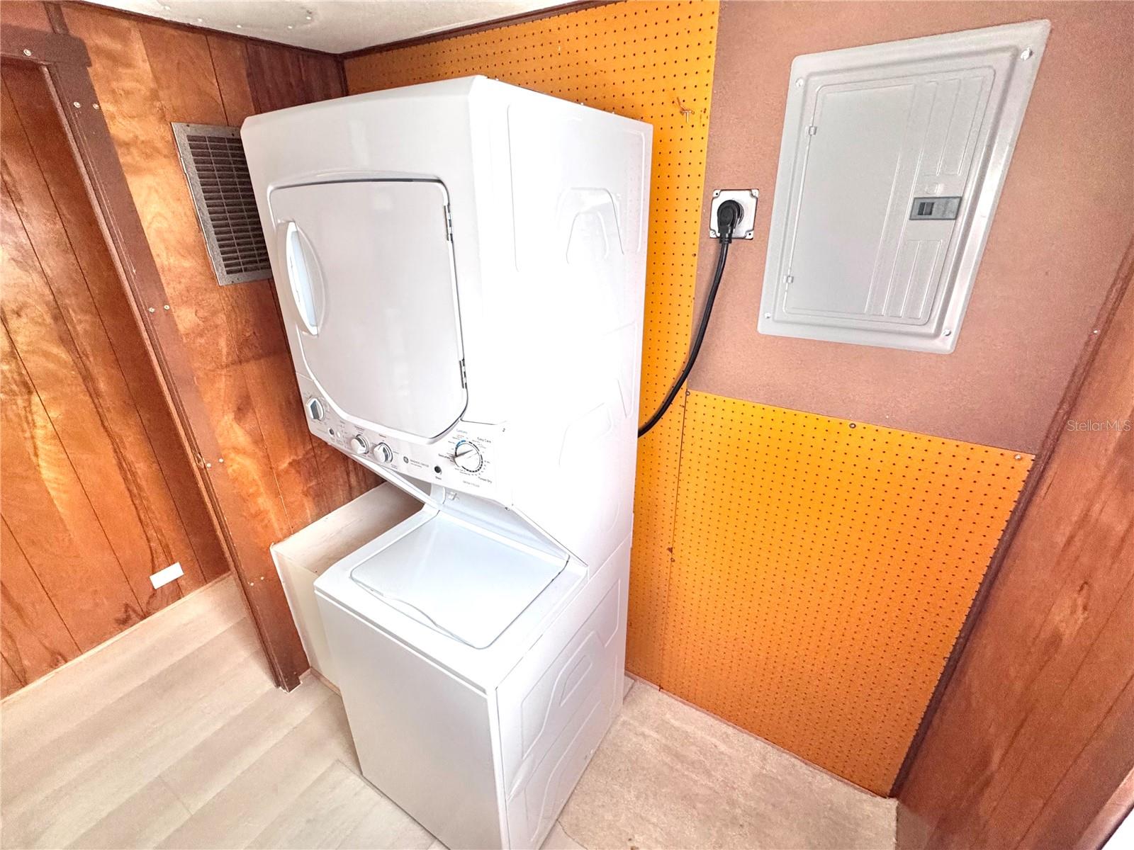 ALLANDALE - Residential