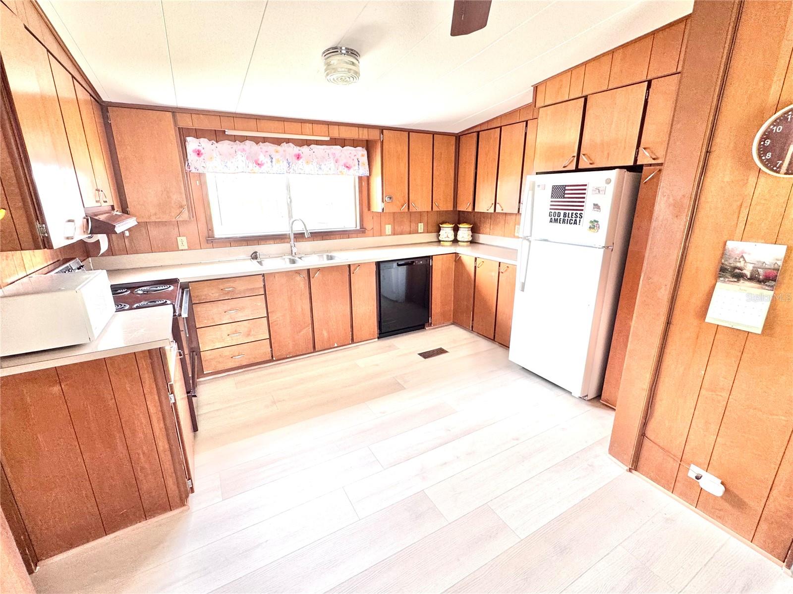 ALLANDALE - Residential