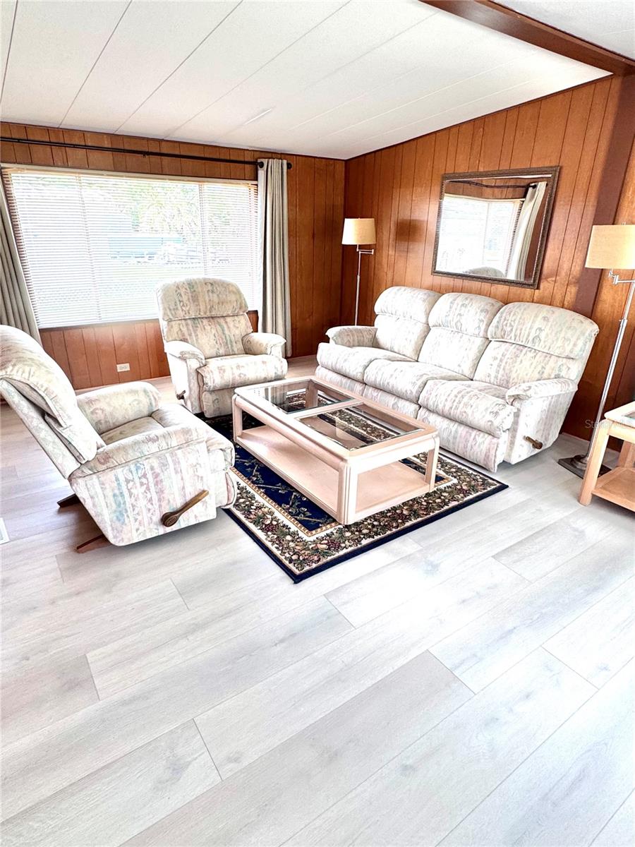 ALLANDALE - Residential