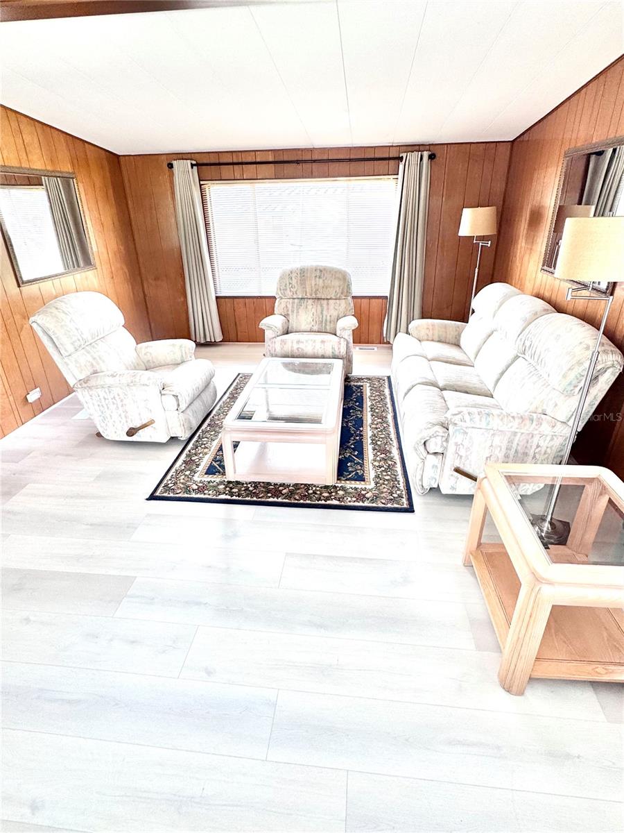 ALLANDALE - Residential