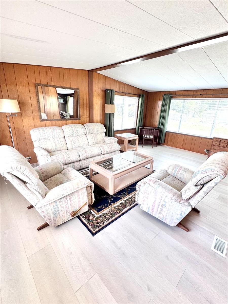 ALLANDALE - Residential