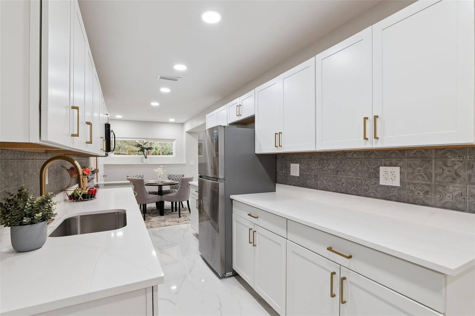 DUCK POND ADD TO CASSELBERRY - Residential