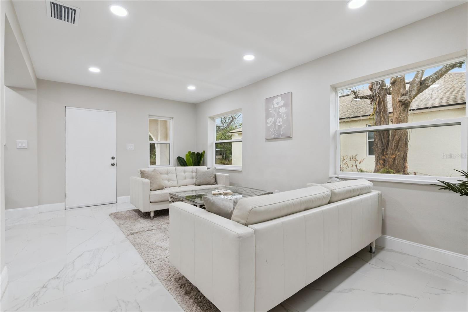 DUCK POND ADD TO CASSELBERRY - Residential