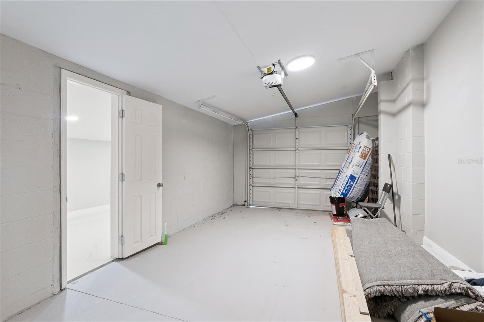 DUCK POND ADD TO CASSELBERRY - Residential