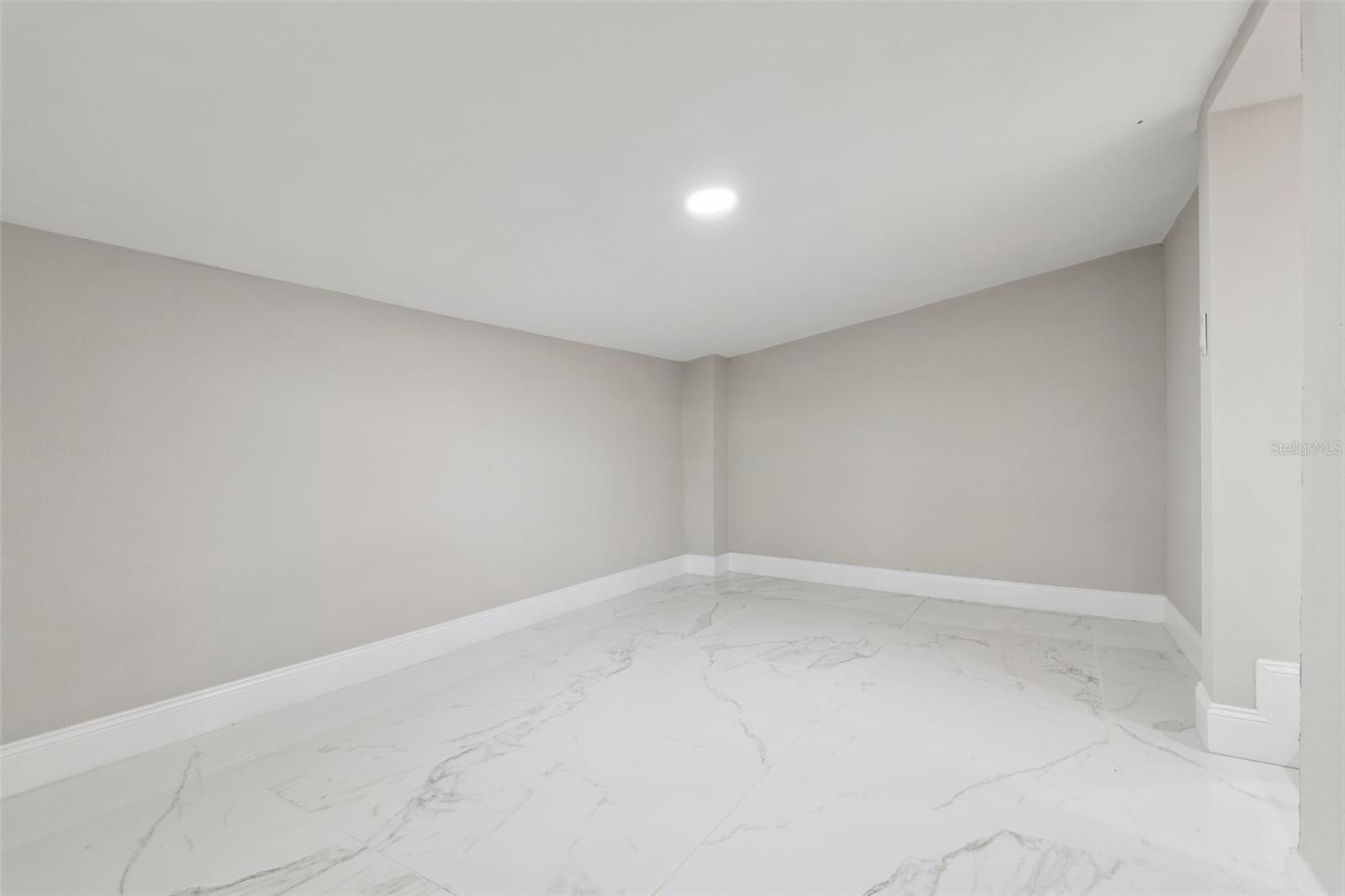 DUCK POND ADD TO CASSELBERRY - Residential