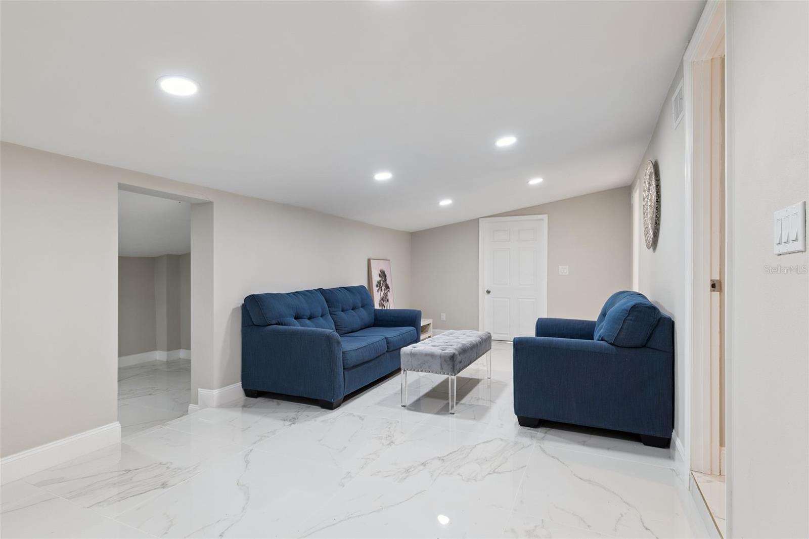 DUCK POND ADD TO CASSELBERRY - Residential