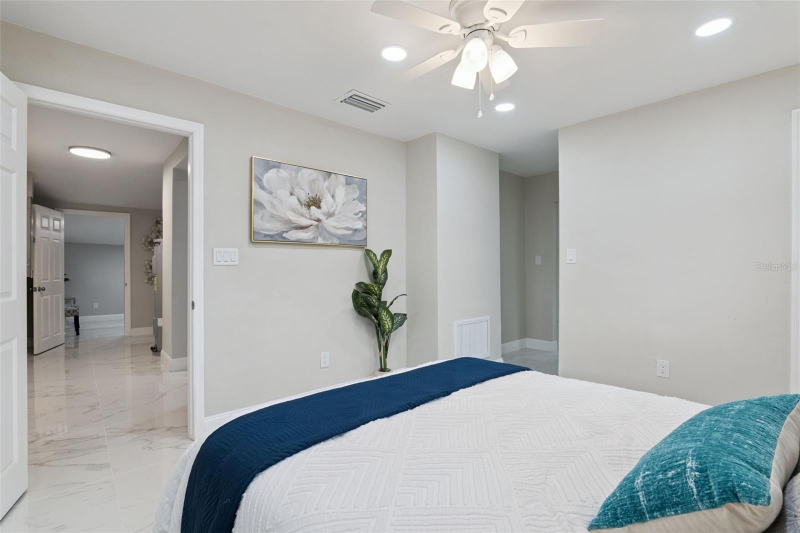 DUCK POND ADD TO CASSELBERRY - Residential