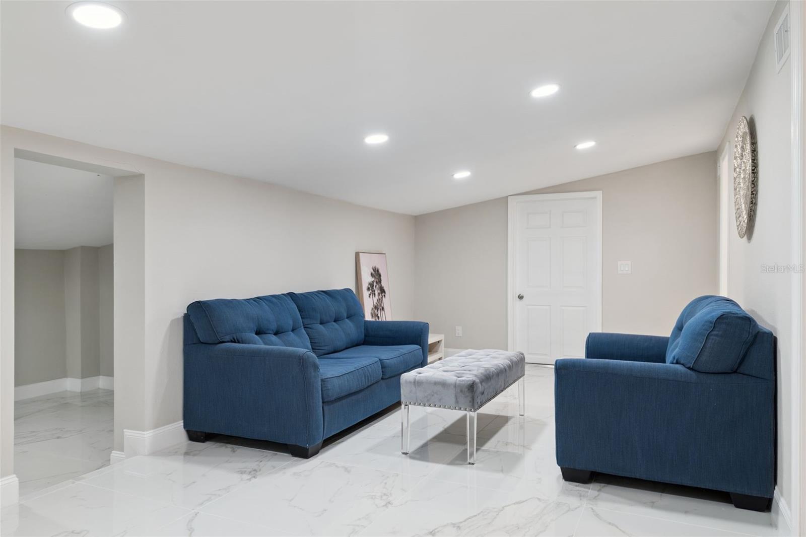 DUCK POND ADD TO CASSELBERRY - Residential