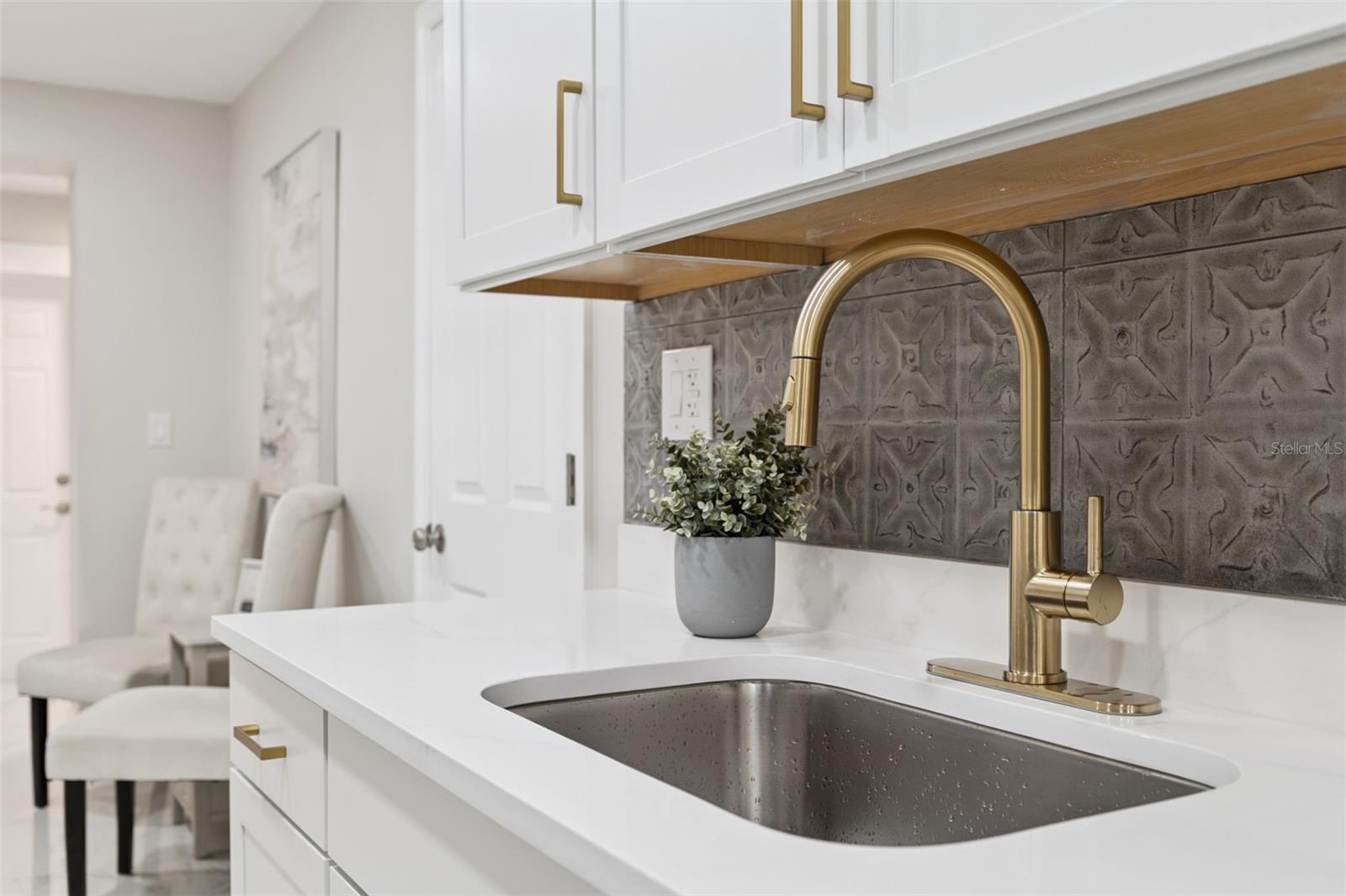 DUCK POND ADD TO CASSELBERRY - Residential