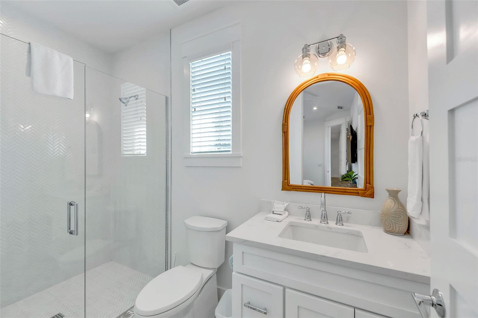 SARASOTA BEACH - Residential