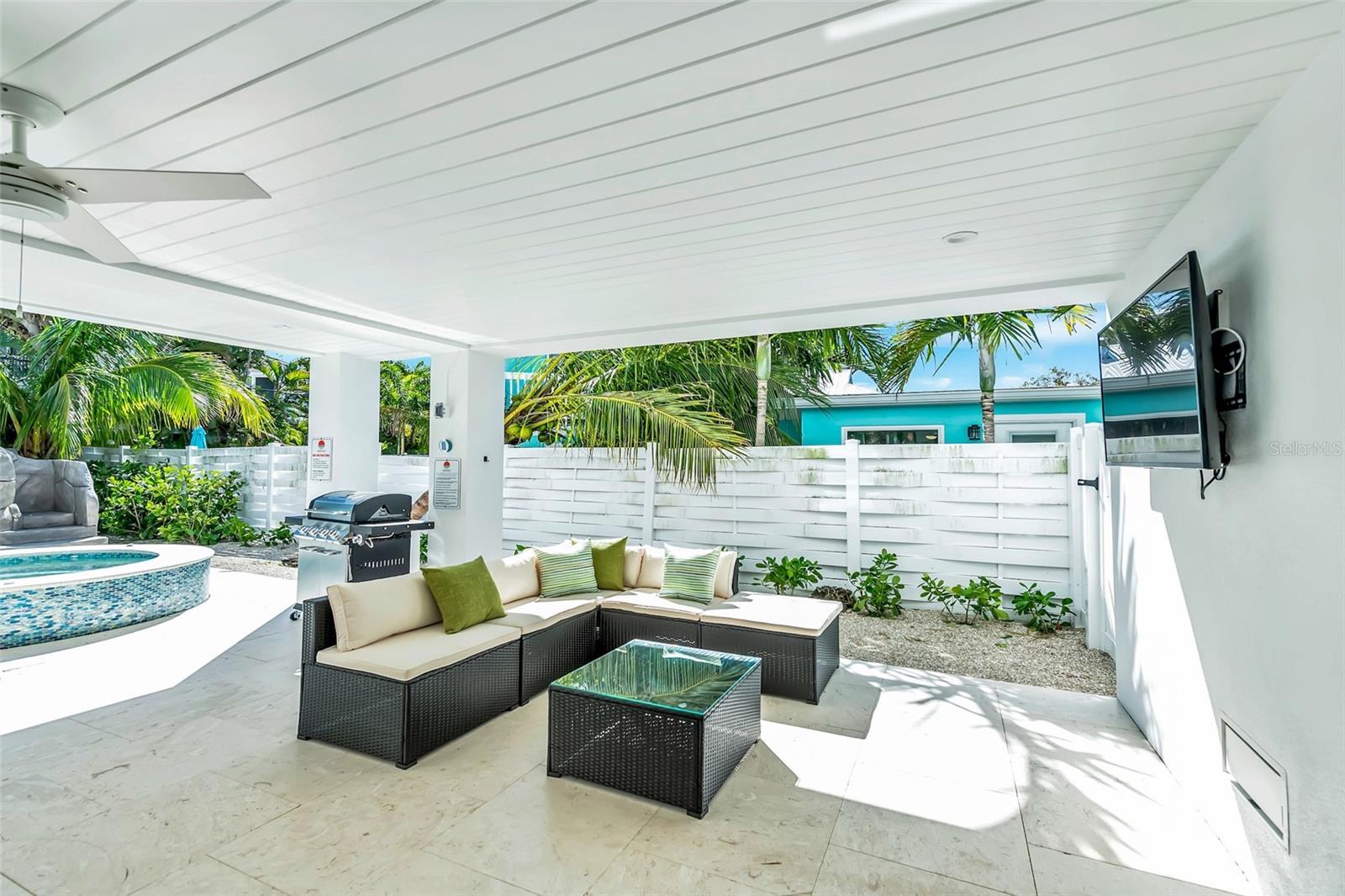 SARASOTA BEACH - Residential