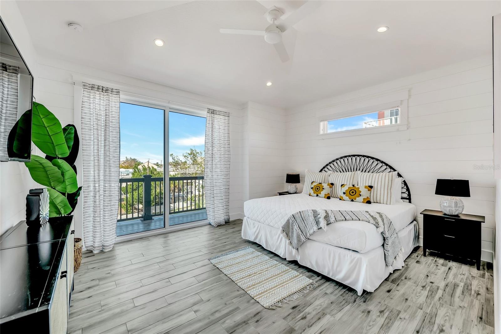 SARASOTA BEACH - Residential