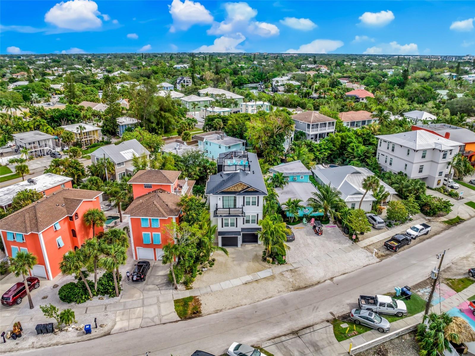 SARASOTA BEACH - Residential