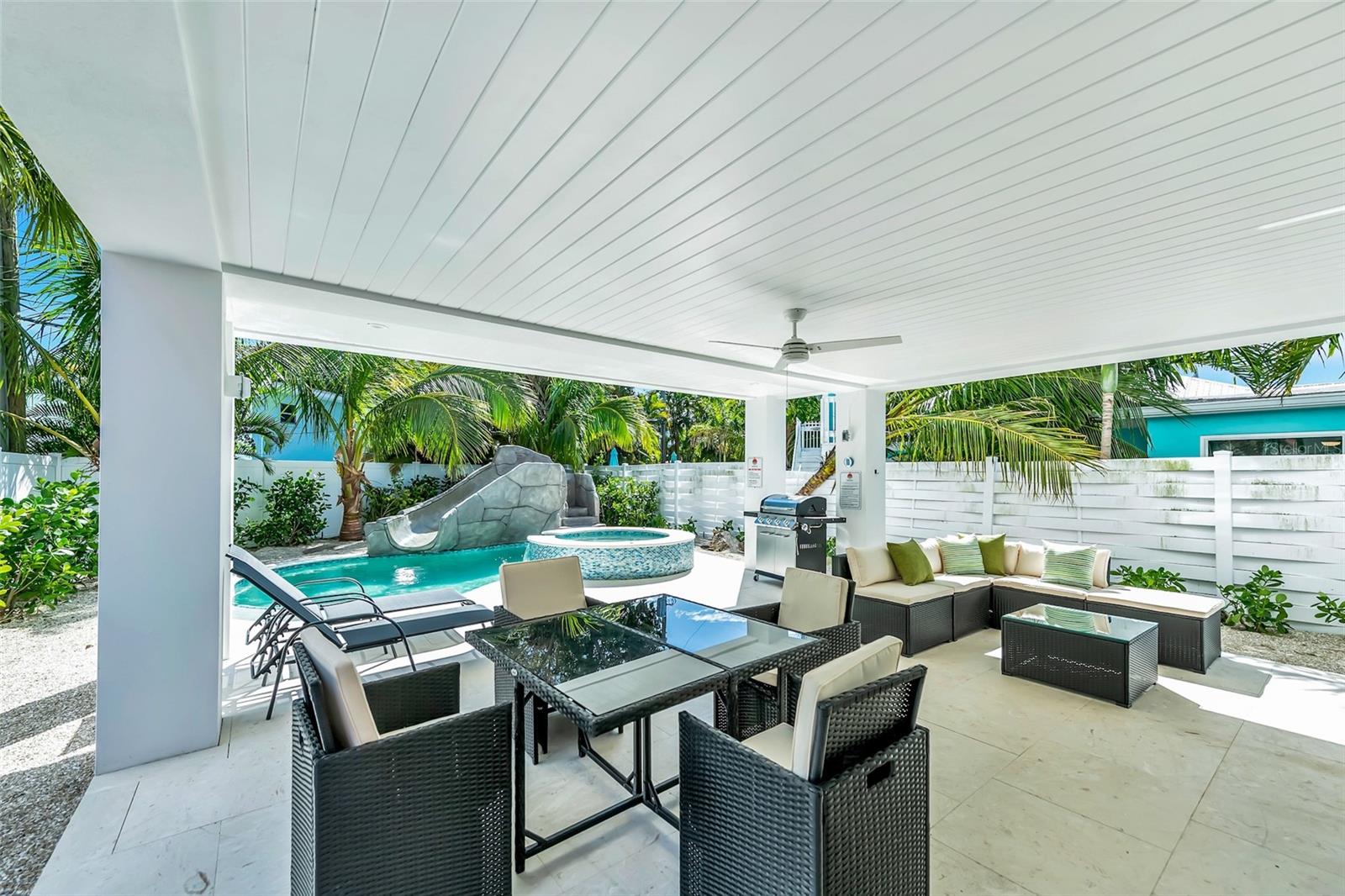 SARASOTA BEACH - Residential