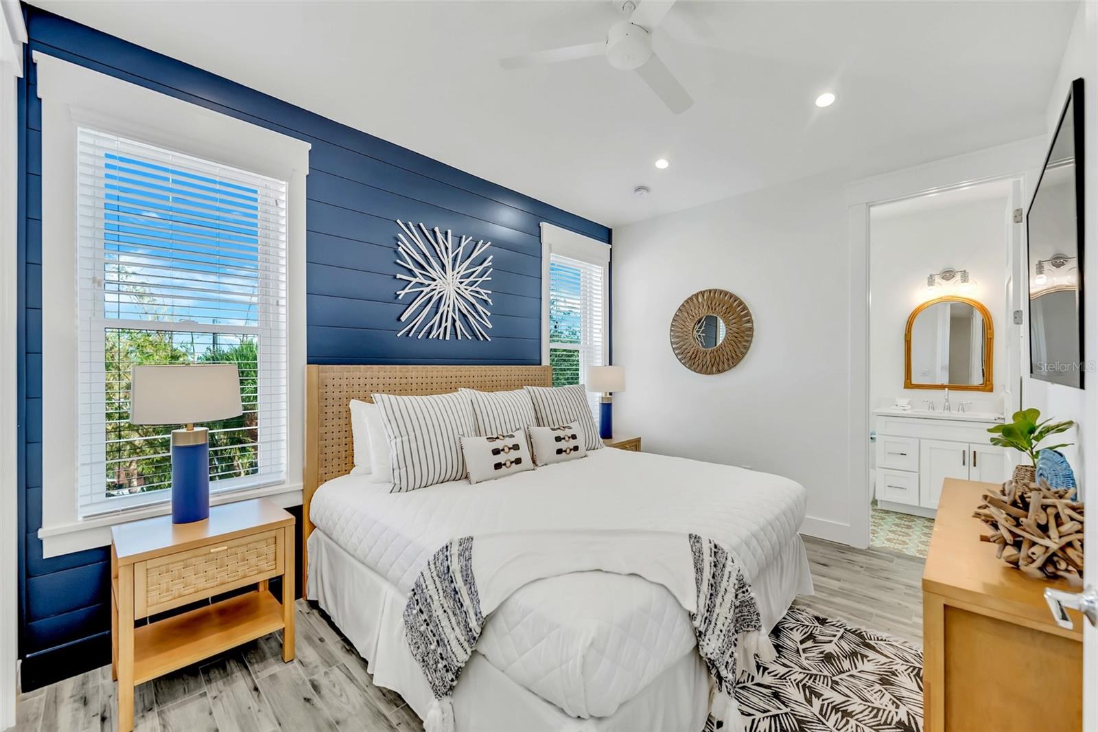 SARASOTA BEACH - Residential