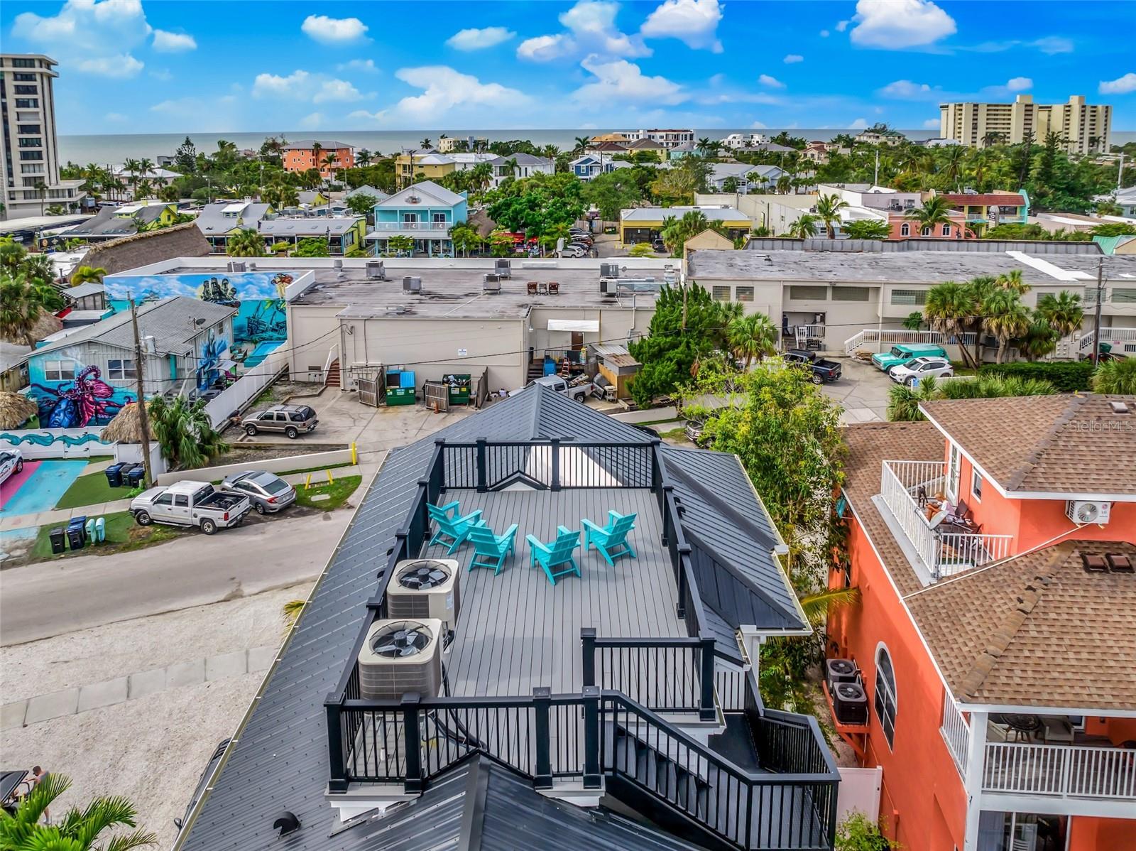 SARASOTA BEACH - Residential