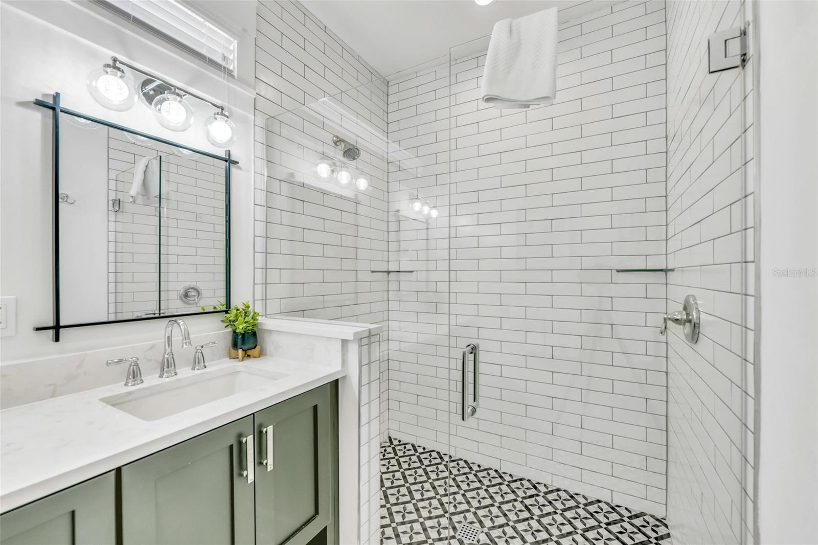 SARASOTA BEACH - Residential