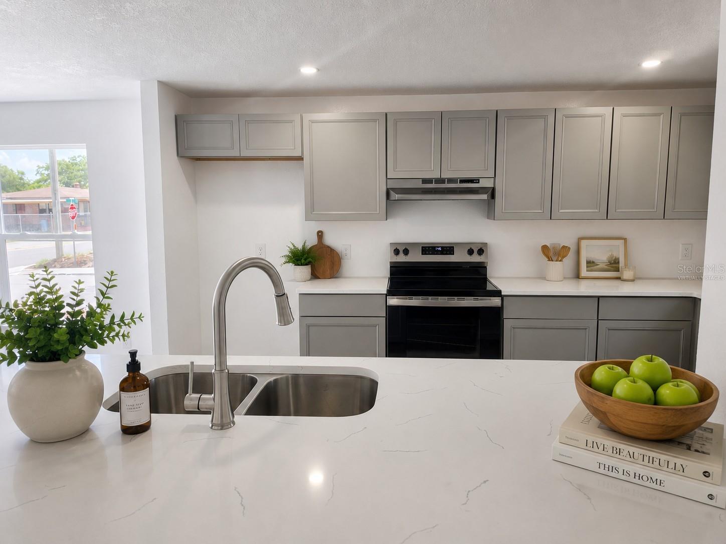 201 DR J A WILTSHIRE AVENUE W