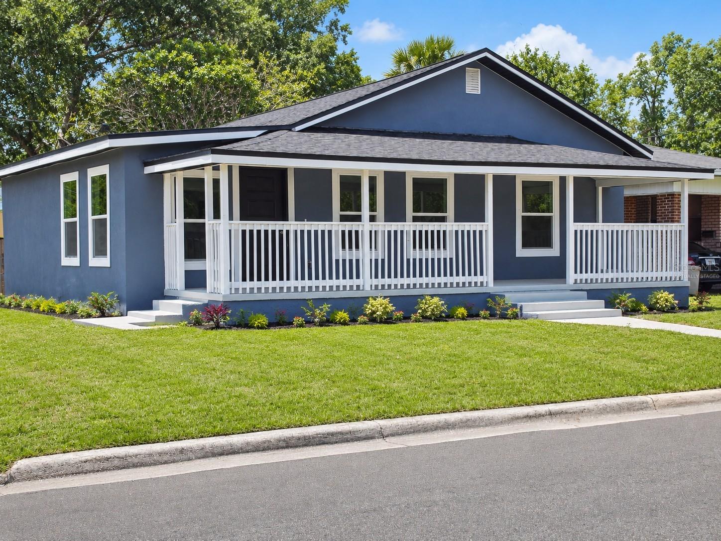 201 DR J A WILTSHIRE AVENUE W