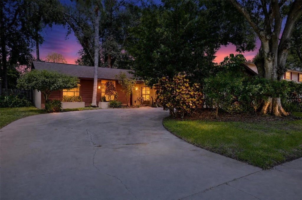 Photo of 4015 Dellbrook Drive, Tampa, FL 33624 (MLS # TB8539910)