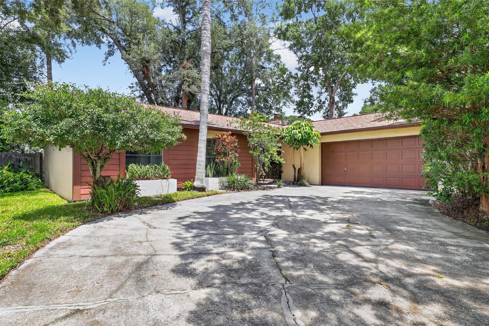 4015 DELLBROOK DRIVE