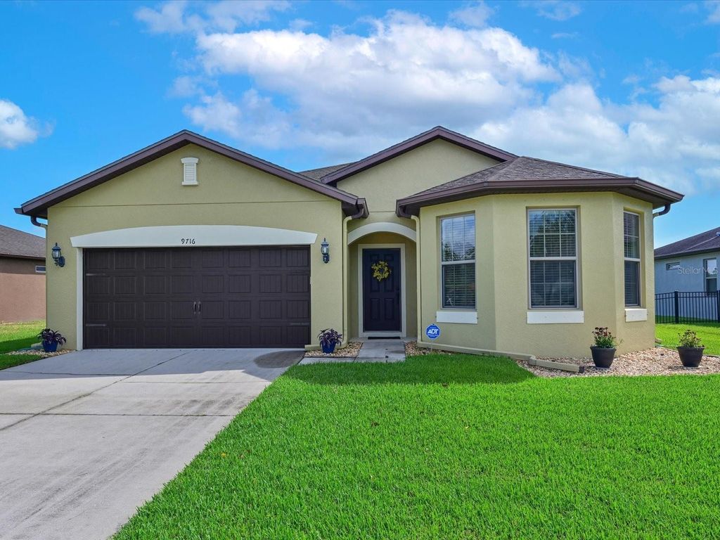 Photo of 9716 58th Street E, Parrish, FL 34219 (MLS # A4658081)