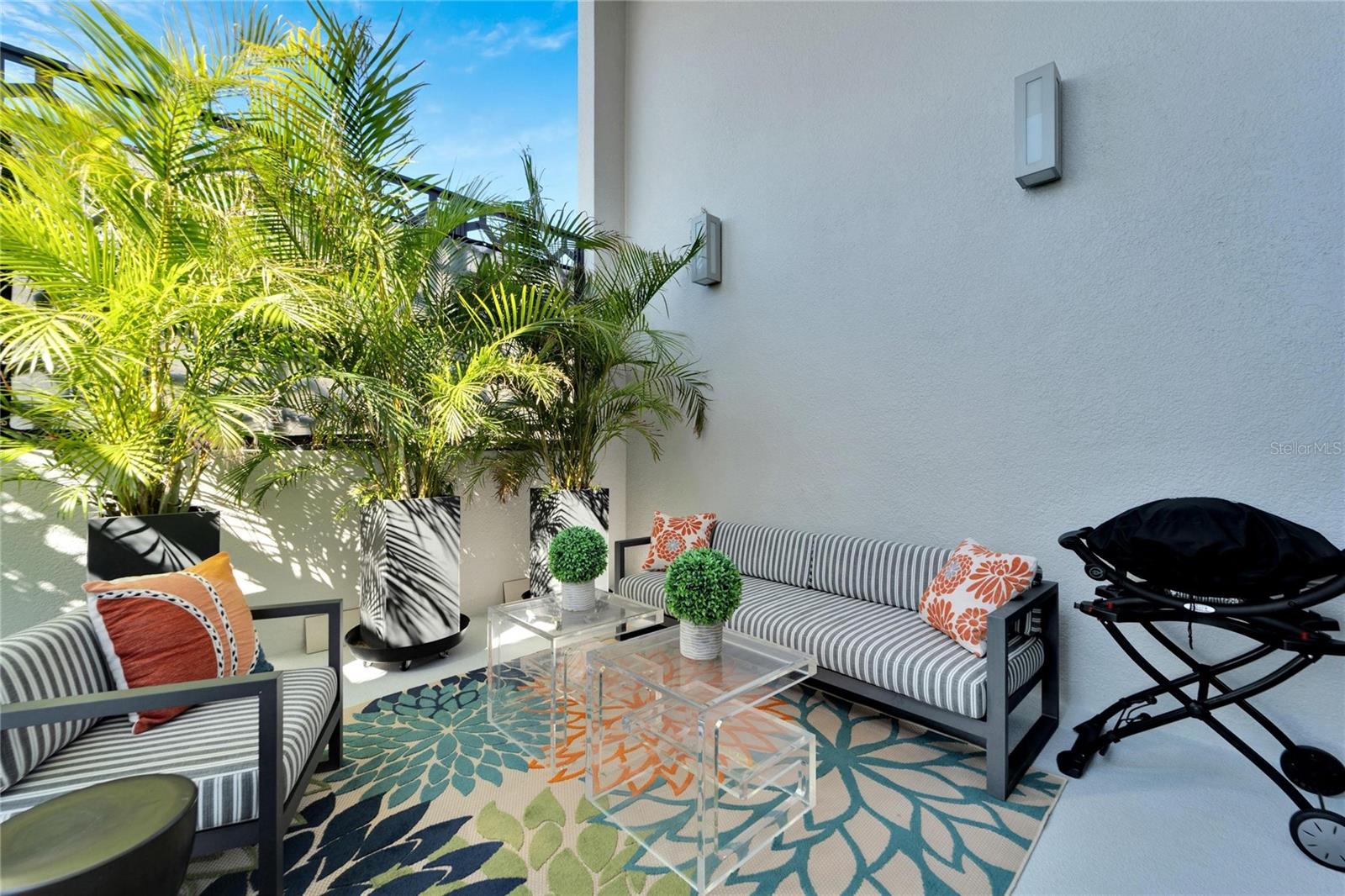 WALKER-WHITNEY PLAZA CONDO - Residential