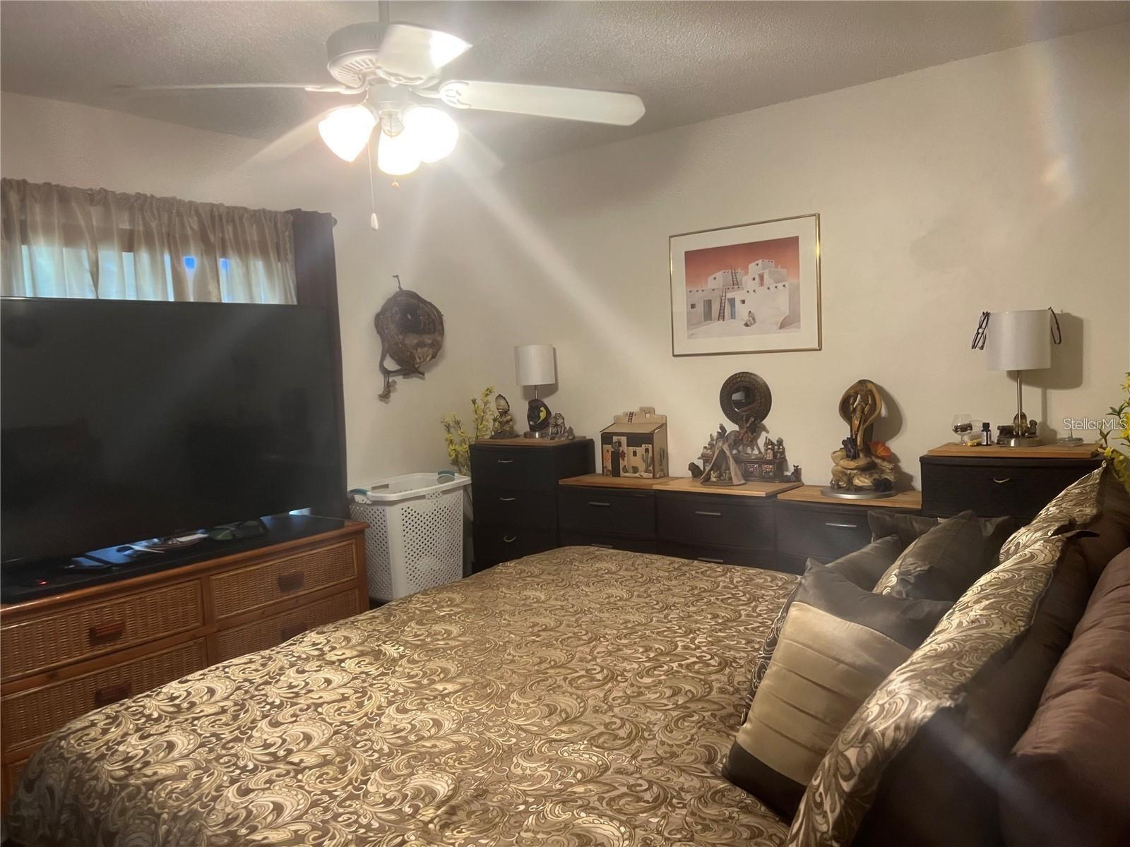 HOLDEN ESTATES - Residential Income